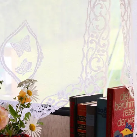 Oma Edda - Glamping In Kultigem Wohnwagen Auf Seeblick Neustadt in Holstein