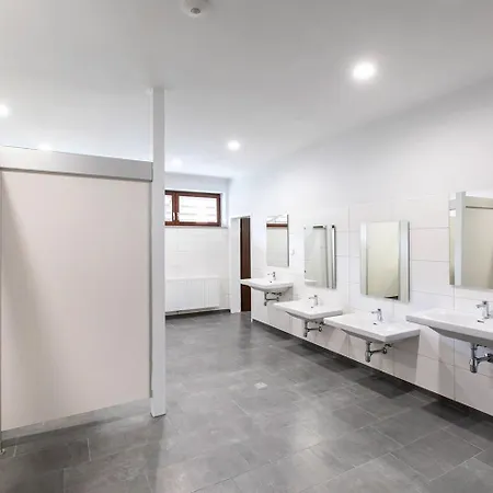 Oma Edda - Glamping In Kultigem Wohnwagen Auf Seeblick Neustadt in Holstein