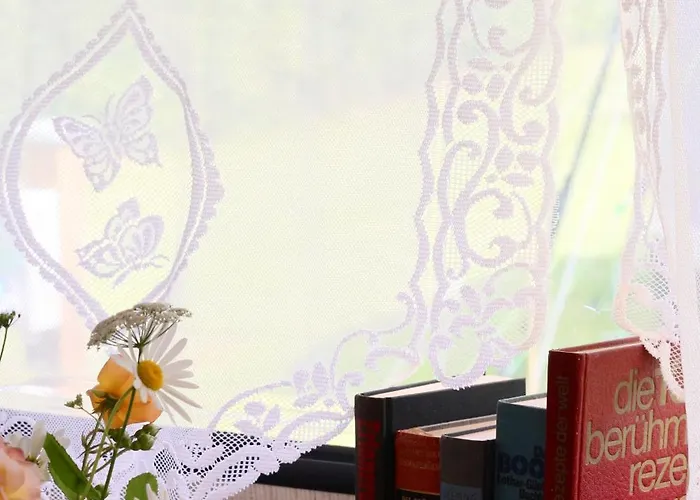 Oma Edda - Glamping In Kultigem Wohnwagen Auf Seeblick Neustadt in Holstein